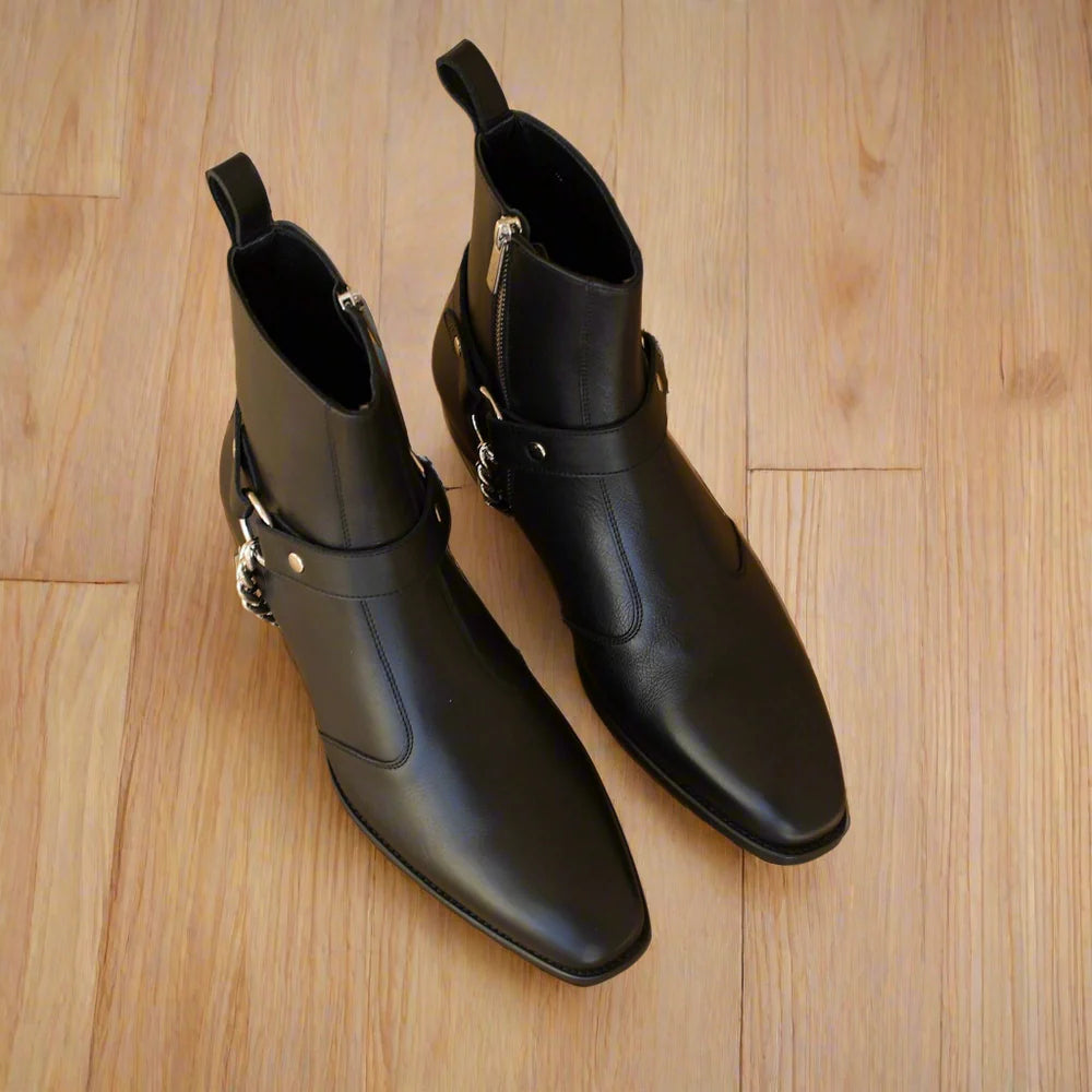 Esquire Torronto: The Robbin Boot